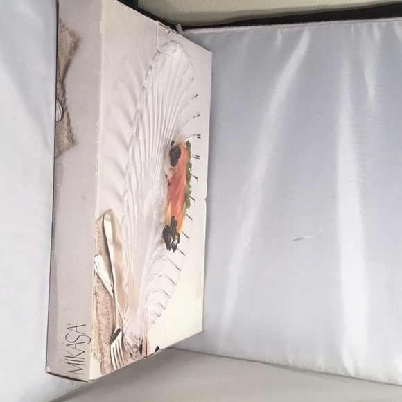 Mikasa VINTAGE WATER GLASS LOBSTER PLATTER - Picture 3 of 5